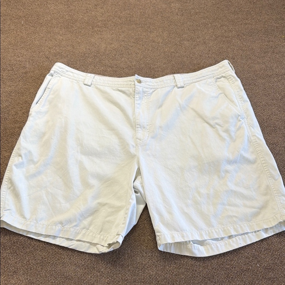 Men’s Tommy Bahama Relaxed Flat Front Twill Chino Shorts Sz 44 Cream Color